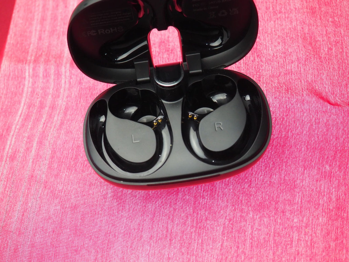 BX29 Case Bluetooth Earbud Only & Working