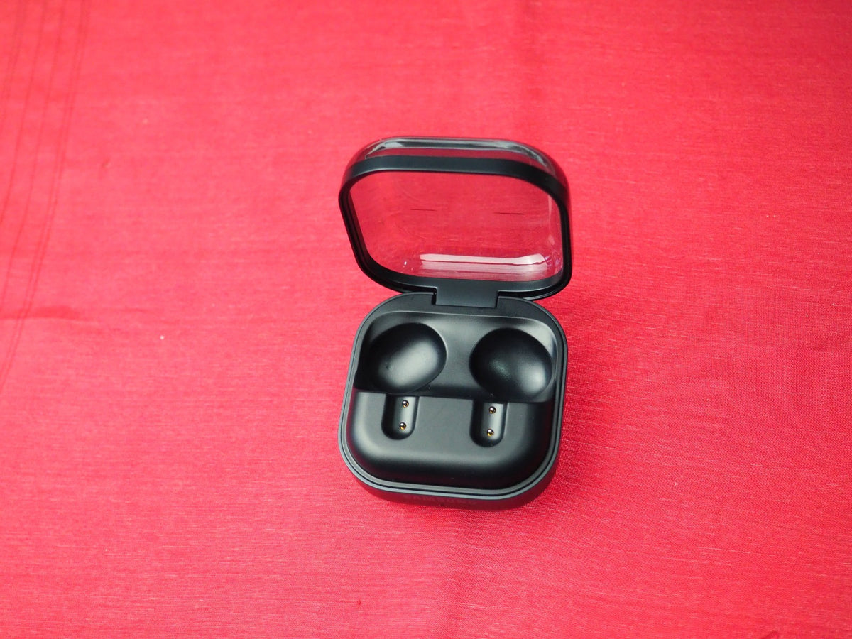 Samsung Galaxy Buds 4 Pro Case only & Working