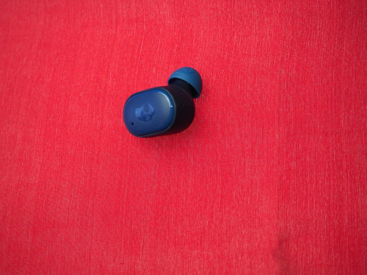 Skullcandy Grind Right Bluetooth Earbud Only & Working