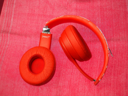 Beats Solo 3 Red Bluetooth Headphones & NOT Working