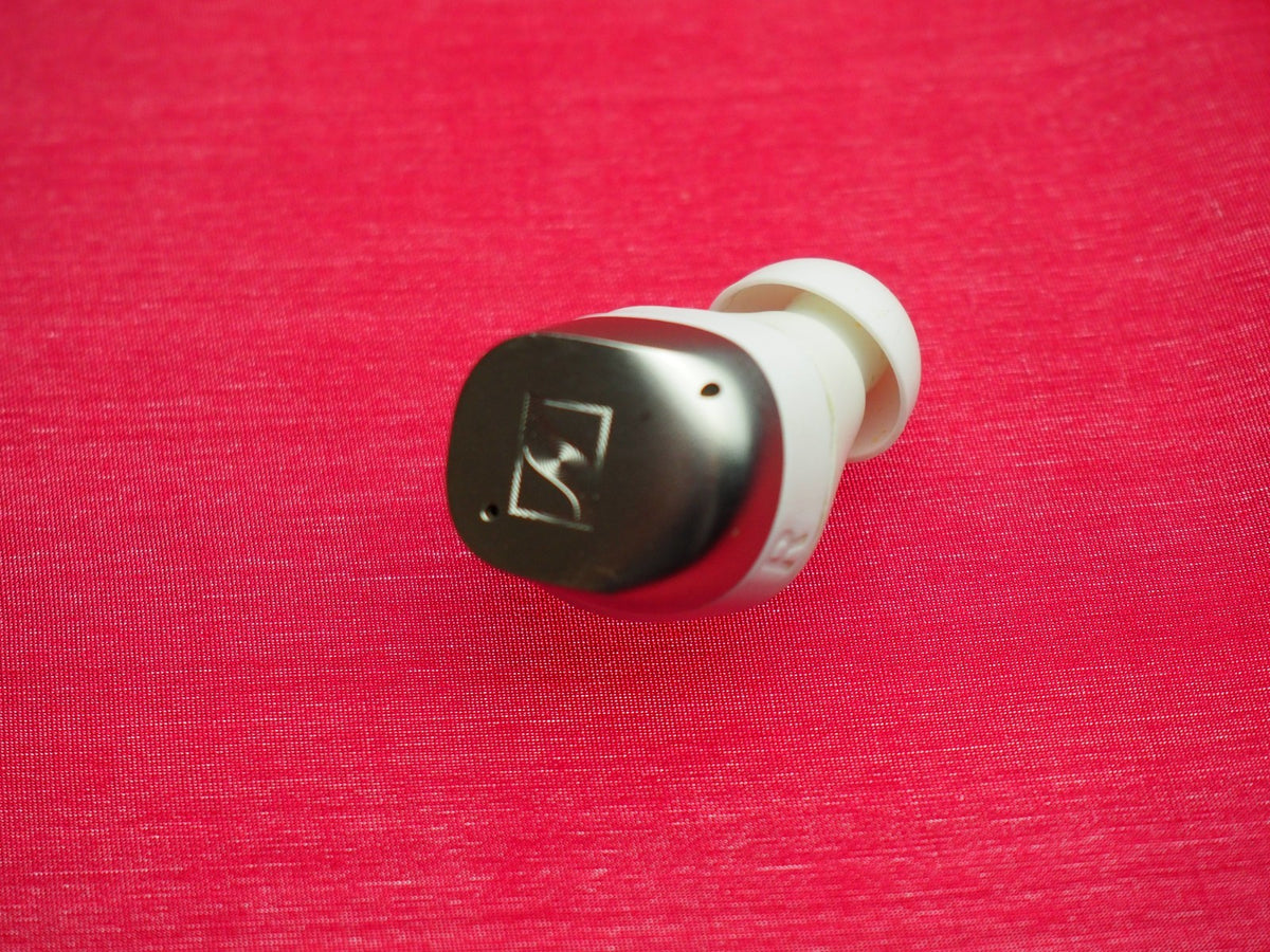 Sennheiser Momentum 4 Right Bluetooth earbud Only & Working