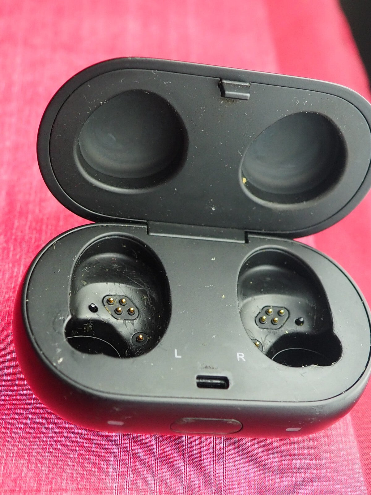 samsung Gear IconX Case Only & Working