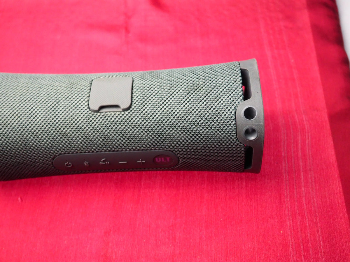 Sony ULT FIELD 1 Bluetooth Wireless Speaker & Not Working