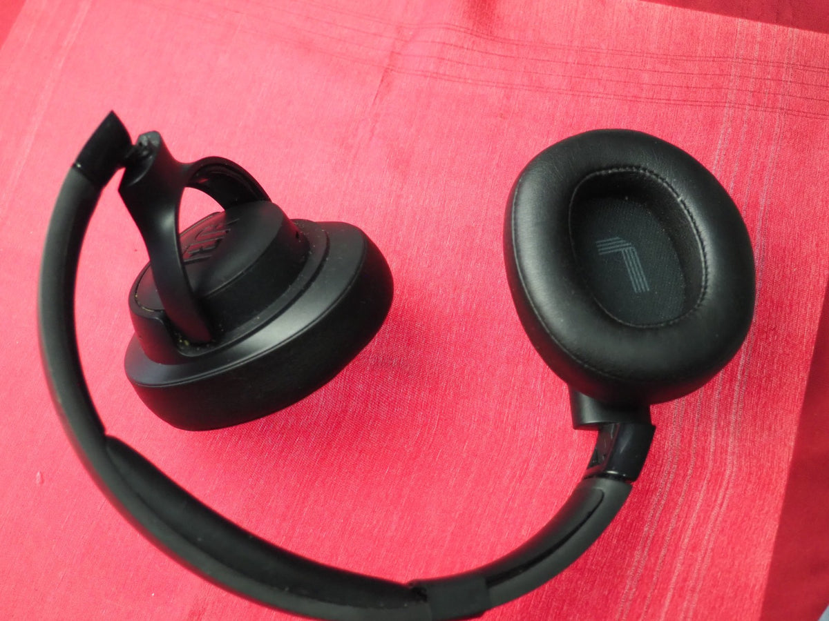 JBL Tune 720 Bluetooth Headphones