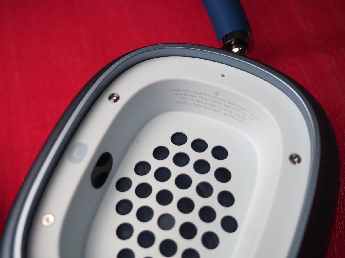 Genuine Apple Max A2096 Bluetooth Headphones Not Working No Power