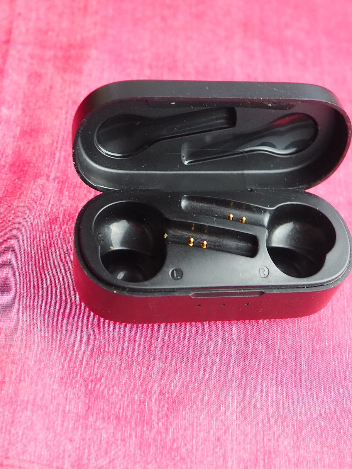 Tozo T9 Case  Only & Working