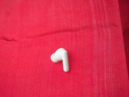 Blaupunkt 399786 Left Bluetooth Earbud Only & Working