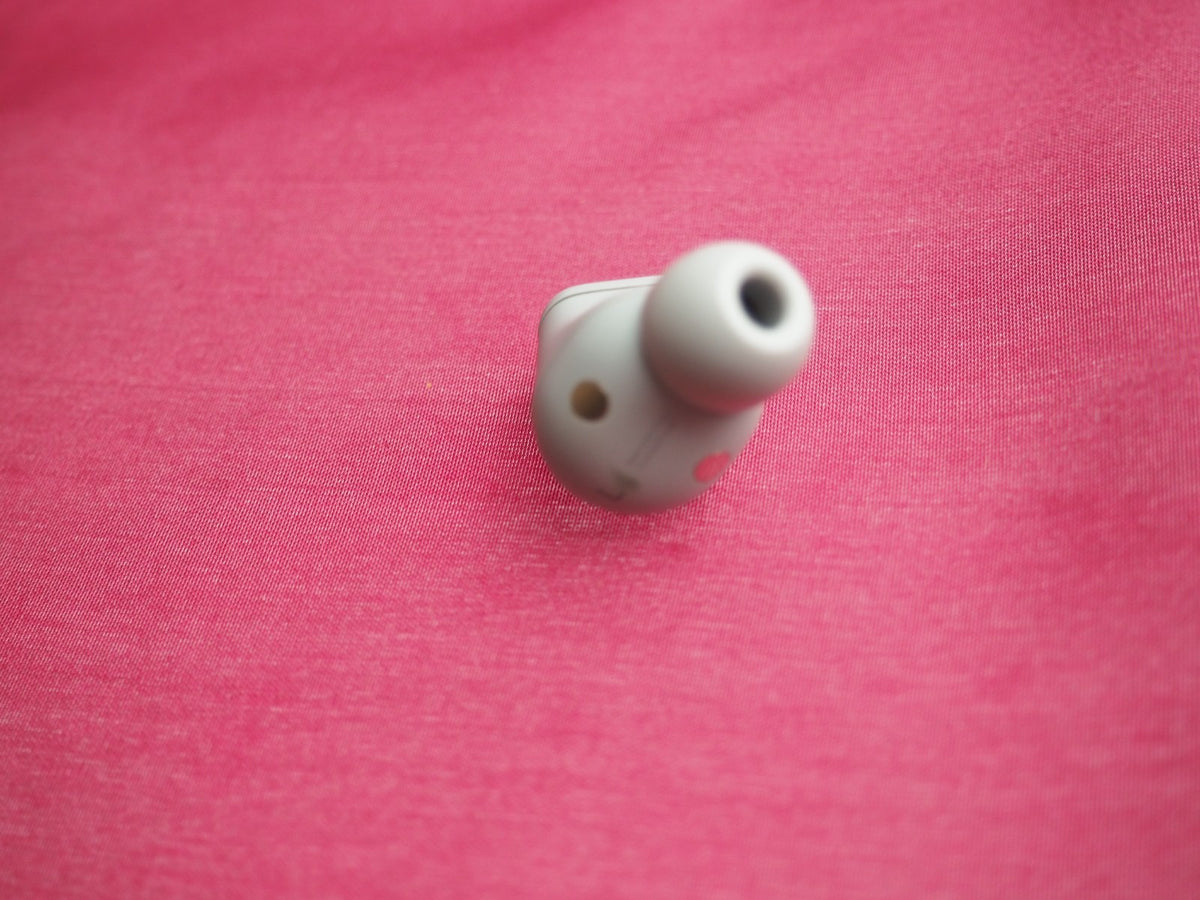 Beats Studio Buds Grey Left Bluetooth earbud Only & Working