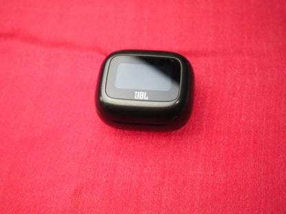 JBL Live Beam 3 Case Only & Working Only when plugged in