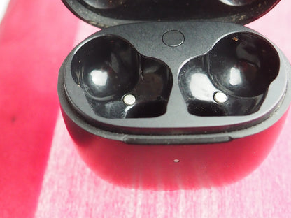 Earfun Air TW200 Case  Only & Working