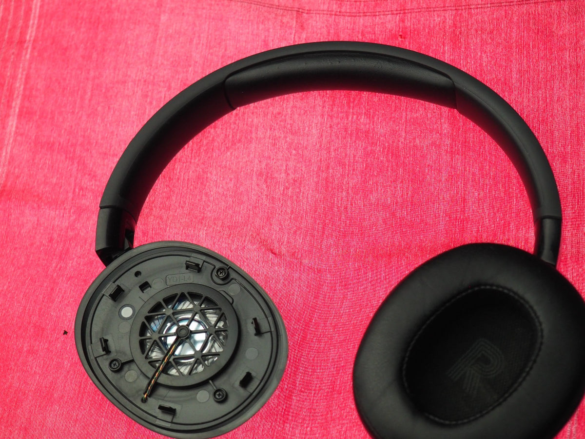 JBL TUNE 770NC Bluetooth Headphones No Sound One Side