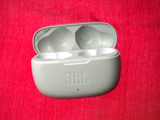 JBL Wave Beam 2 Bluetooth Earbud Case Only & Working