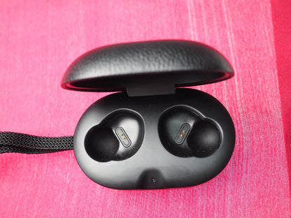 Bang & Olufsen Beoplay E8 3RD GEN Charging Case Only & Working