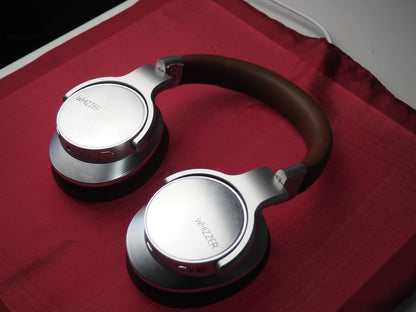 Whizzer W1S Vintage Style Bluetooth Headphones