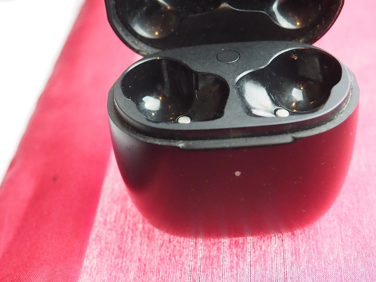 Earfun Air TW200 Case  Only & Working