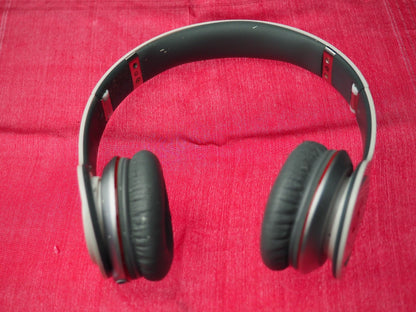 Beats Solo HD  Headphones & NOT Working