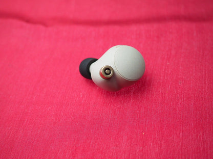 Sony 1000XM4 Left  Earbud Only & Working-battery charges to 50 percent