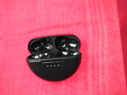 Belkin Soundform Rythym Charging Case Only & Working