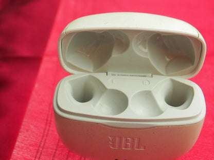 JBL Tune ? Earbud Case Only  & Working