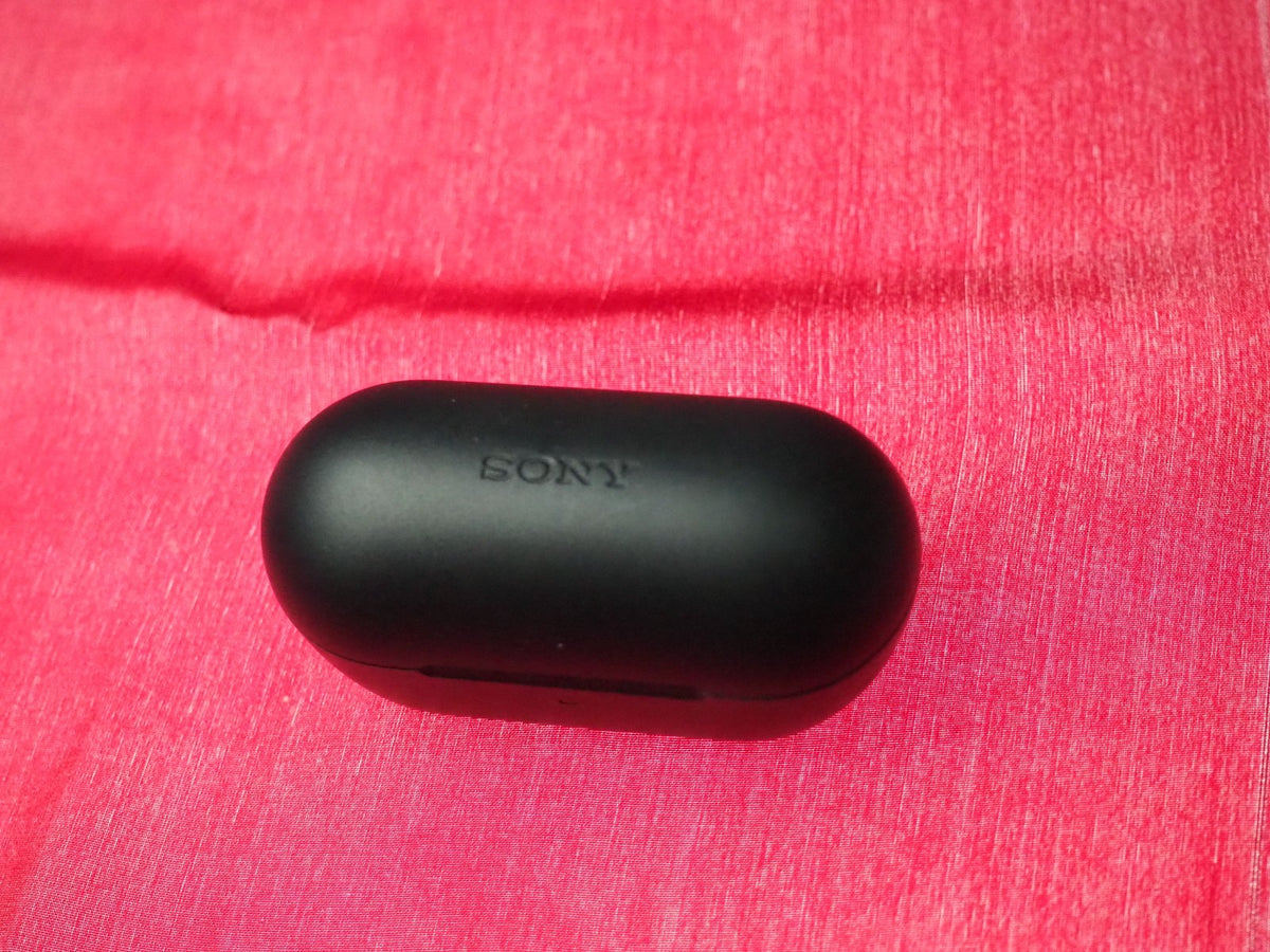 Sony WF-C710 Case Only & Flashing Amber