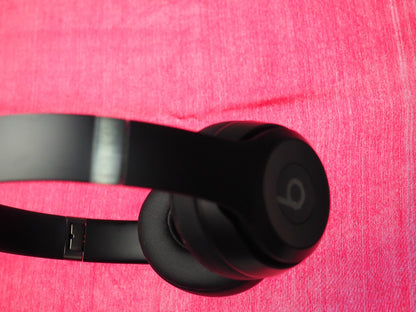 Beats Solo 4 Bluetooth Headphones & NOT Working
