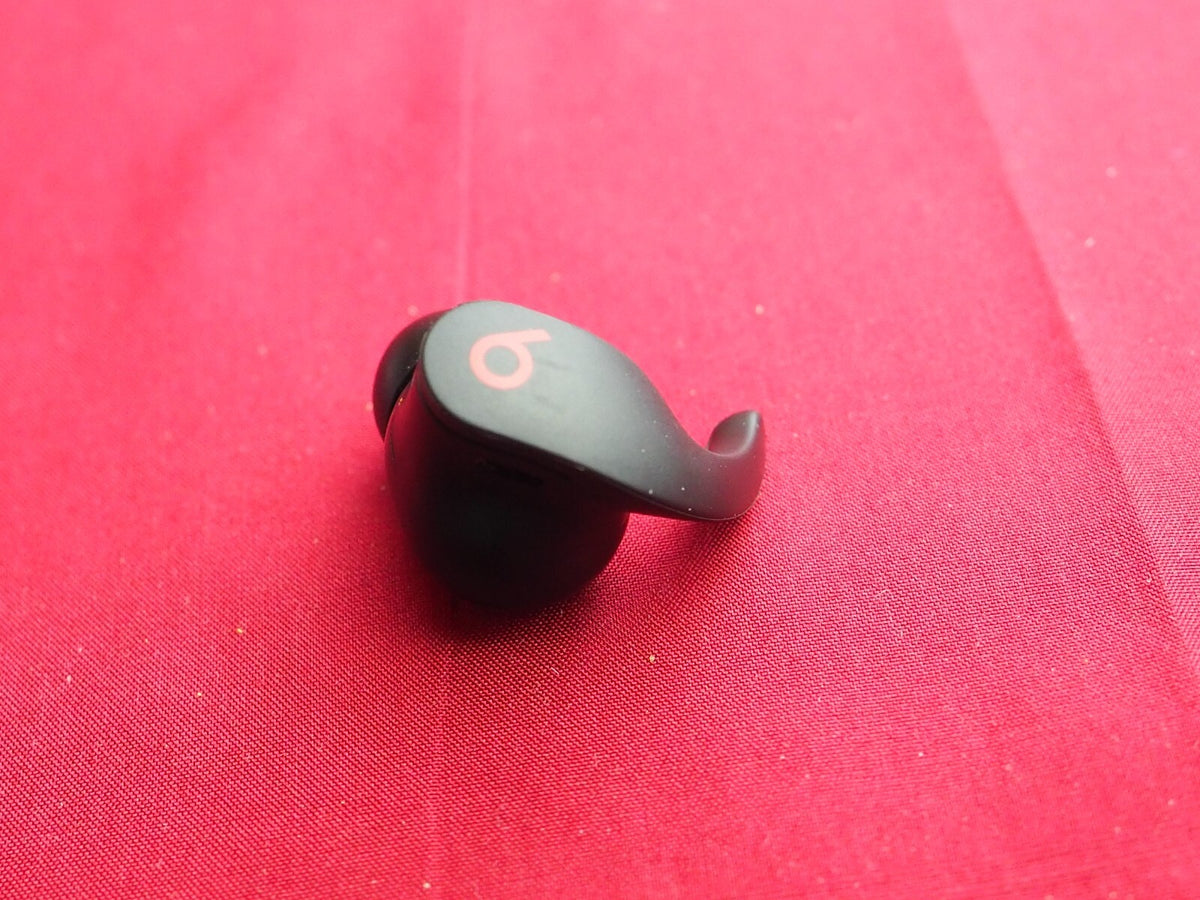 Beats Fit Pro Left Bud Only & Working