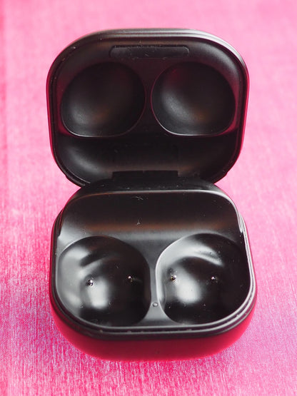 Samsung Galaxy Buds Pro SM-R190 Case Only & Working