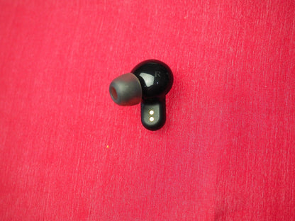 Skullcandy Dime 3 Right Bluetooth Earbud Only & Working qq
