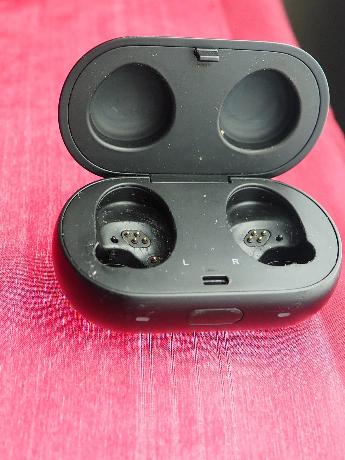 samsung Gear IconX Case Only & Working