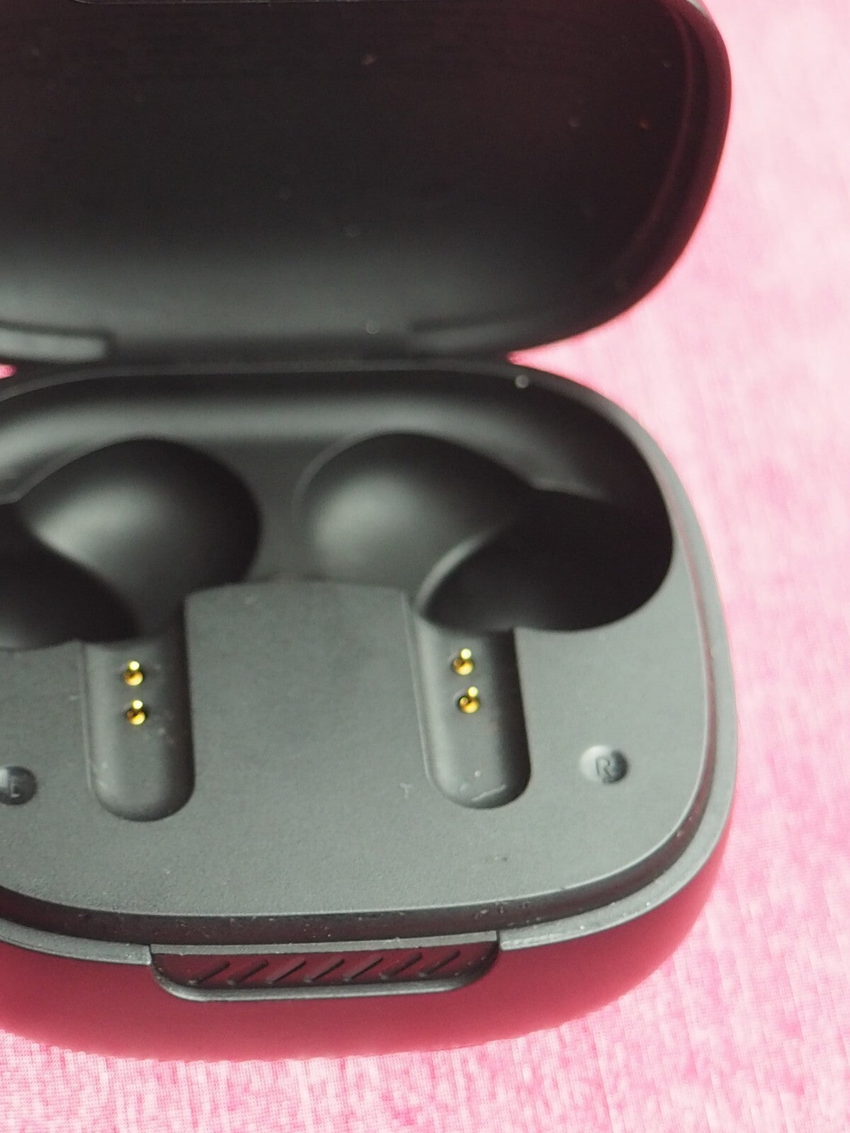 JBL Live Pro 2 Case  Only &  Working