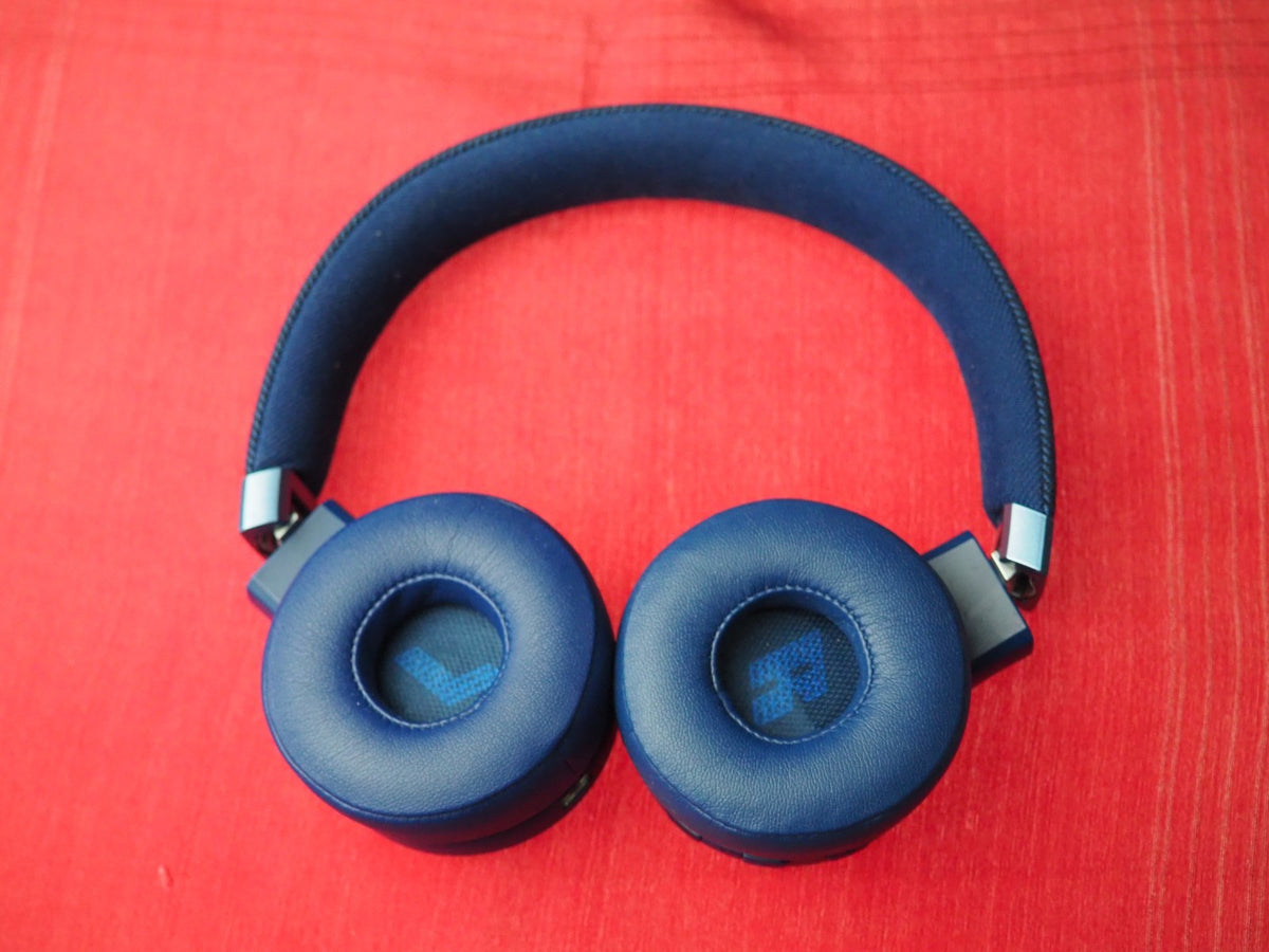 JBL Live 670 Bluetooth Headphones