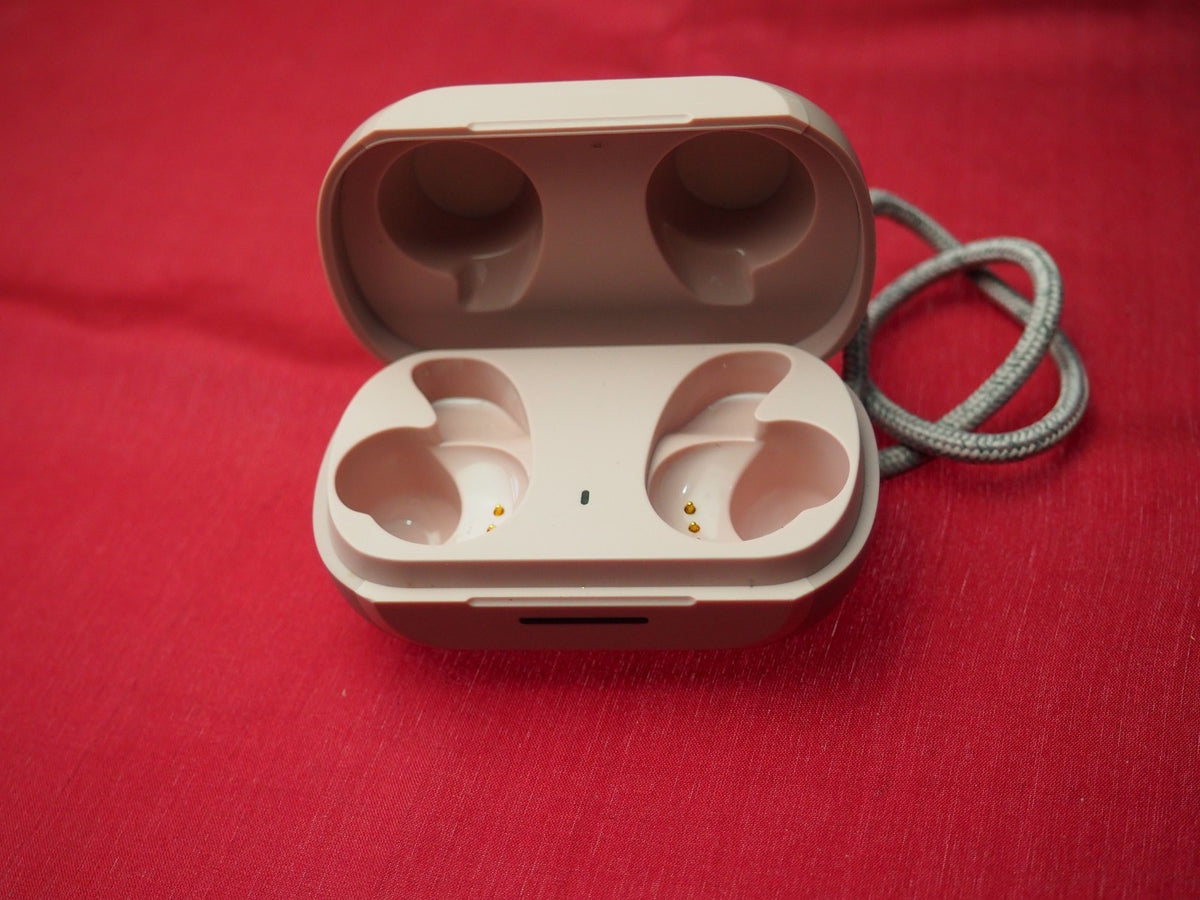 JBL Reflect Pro Case Only & Working
