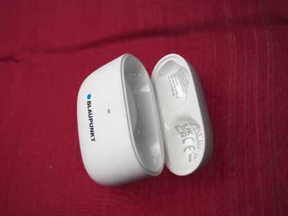 Blaupunkt 410644 Charging Case Only & Working