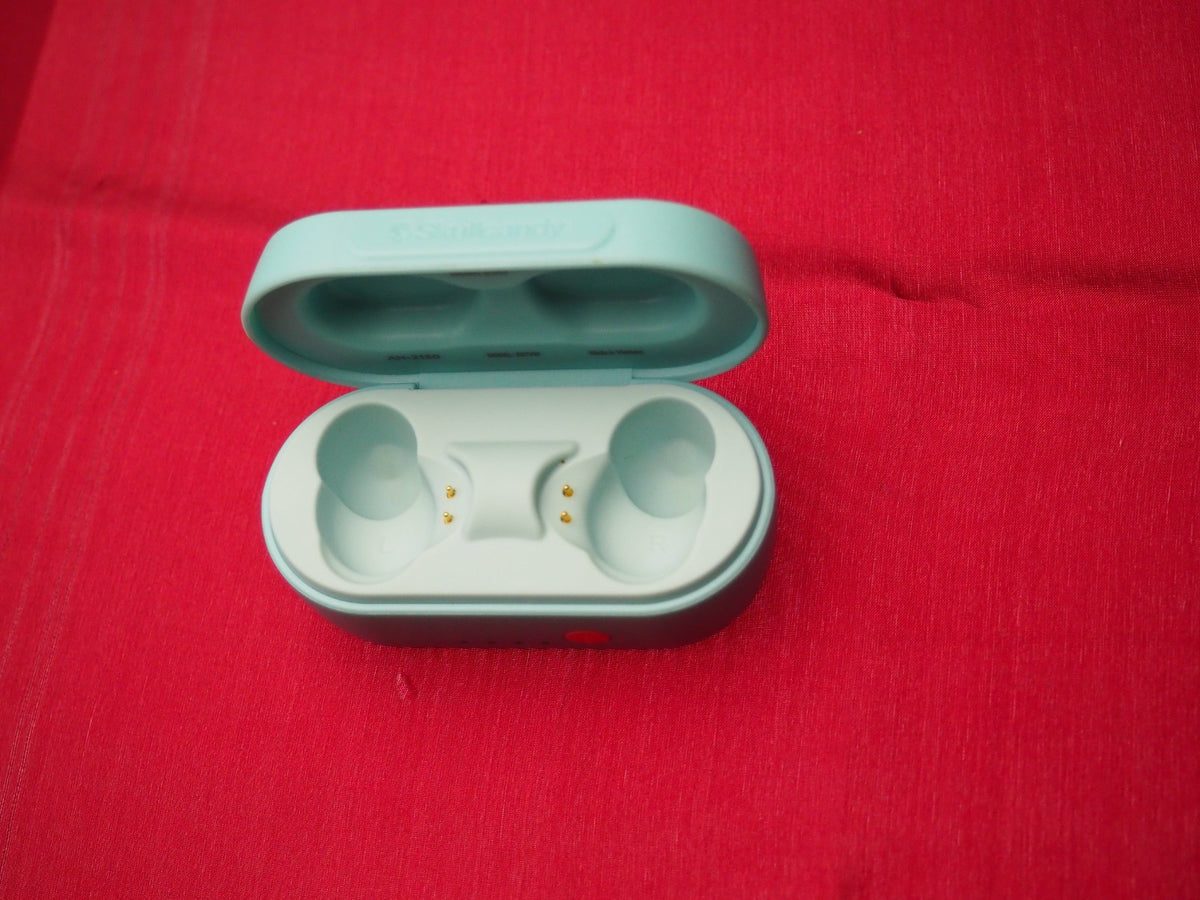 Skullcandy Sesh Evo Case Only & Working