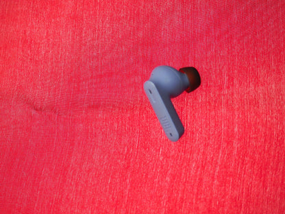 JBL Tune Beam Right  Bluetooth Earbud Only & Working