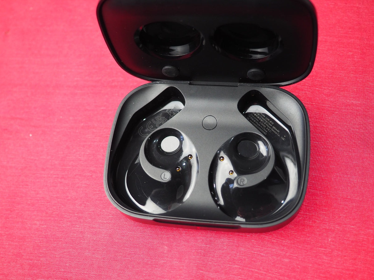 Honor Earbuds Open Case only & Working