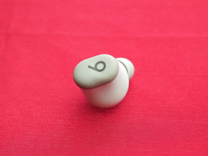 Beats Solo Buds Right Bluetooth earbud Only & Working