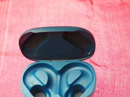 JBL Endurance Peak 3 Blue Bluetooth Earbud Case Only & Working