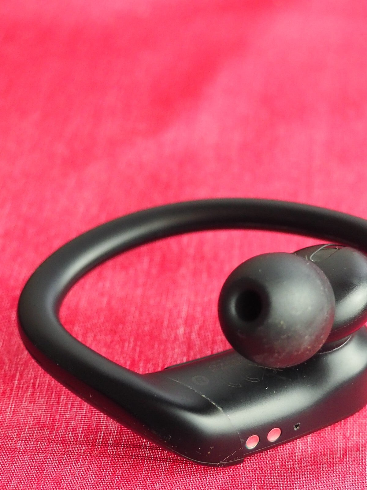 Powerbeats Pro Black Right Bud Only & Working