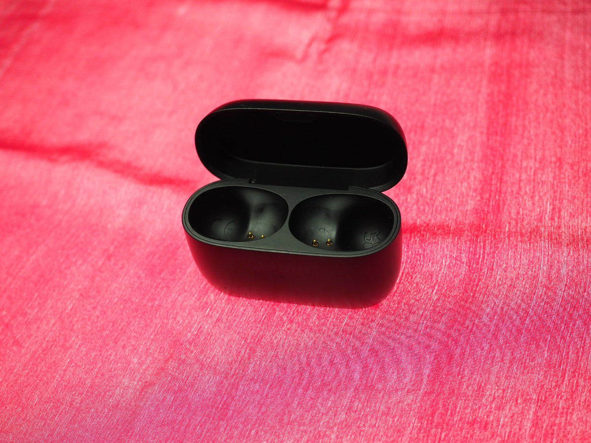 Jabra Elite 3 Active Genuine  Case Only & Working