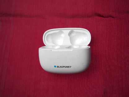 Blaupunkt 399786 Charging Case Only & Working