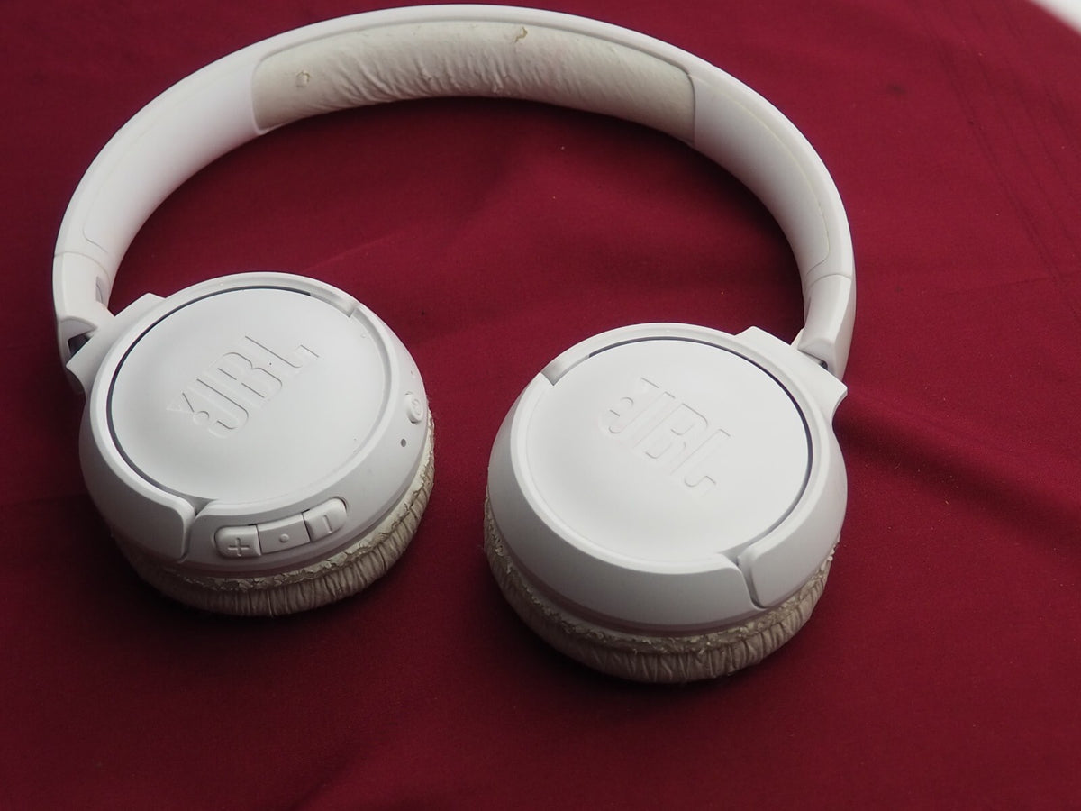 JBL Tune 570NC Bluetooth Headphones