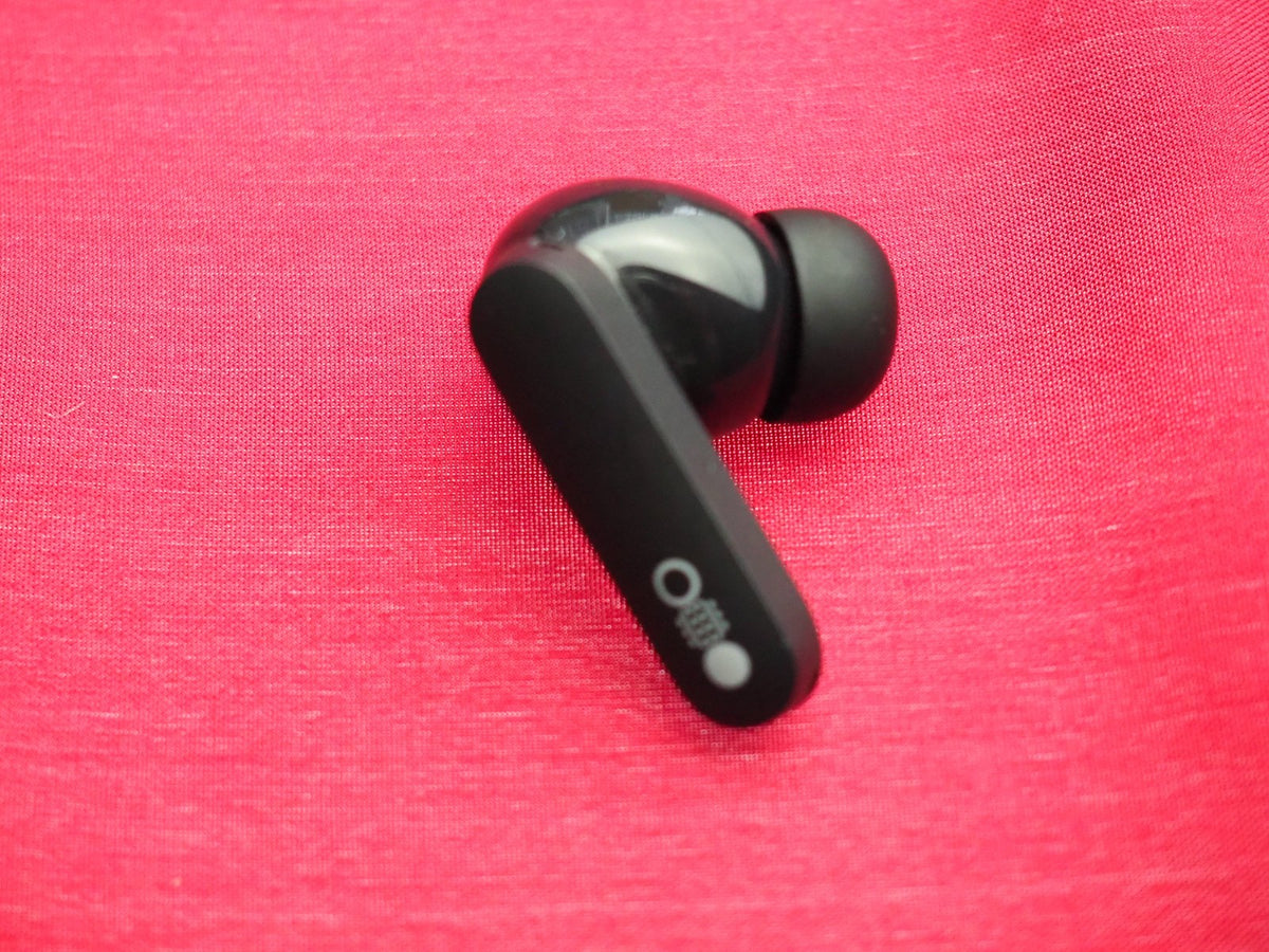 CMF Buds Pro Right Bluetooth earbud Only & Working