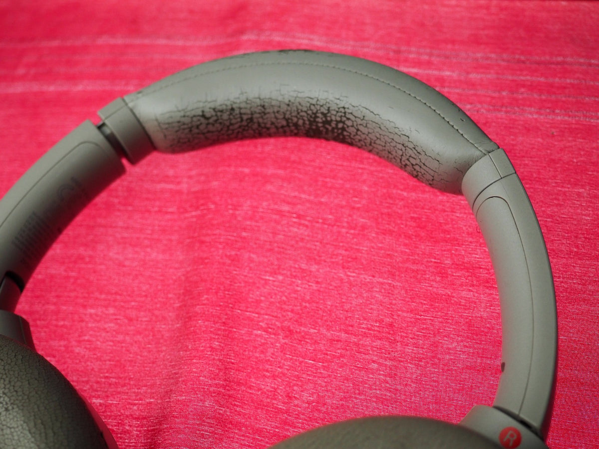 Sony WH-1000XM4 Bluetooth Headphones & Working