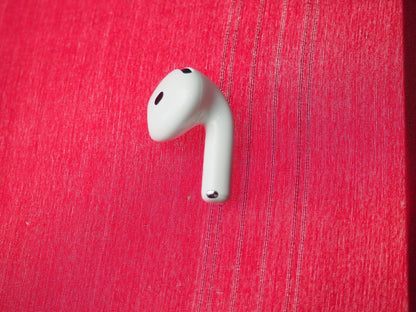 Genuine Apple Airpods 4 (A3050) Right Bud Only & Working