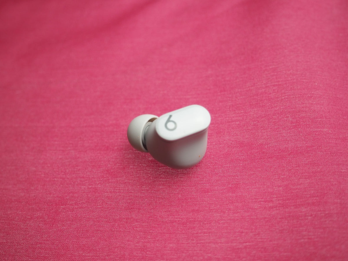 Beats Studio Buds Grey Left Bluetooth earbud Only & Working