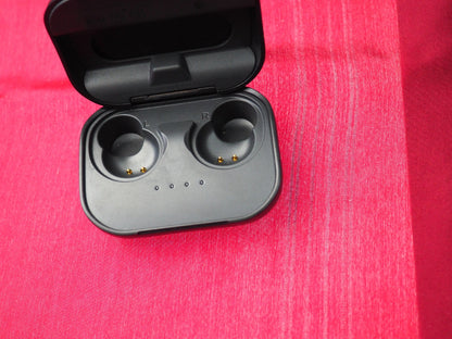 Skullcandy Grind Charging Case Only & Working