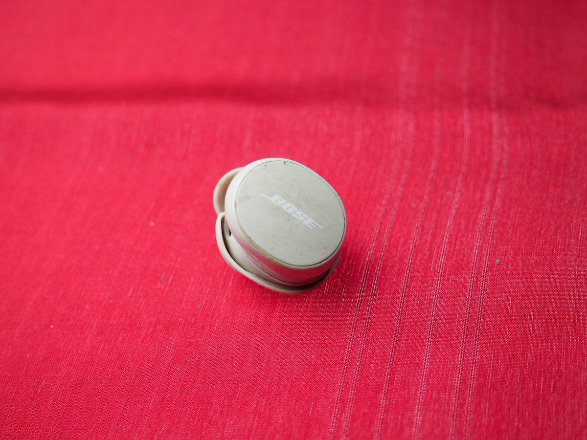 Bose Quietcomfort (new Model) Left  Earbud Only & Working
