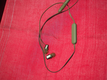 Sony WI-C310 Cream Bluetooth Earbuds