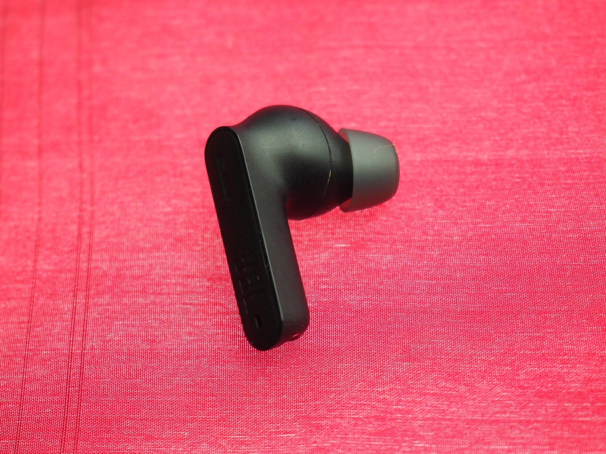 JBL Tune 245 Right Bluetooth earbud Only & Working